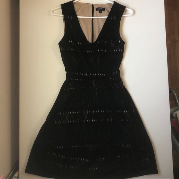 Little Black Dress from Le Chateau - Picture 3 of 7